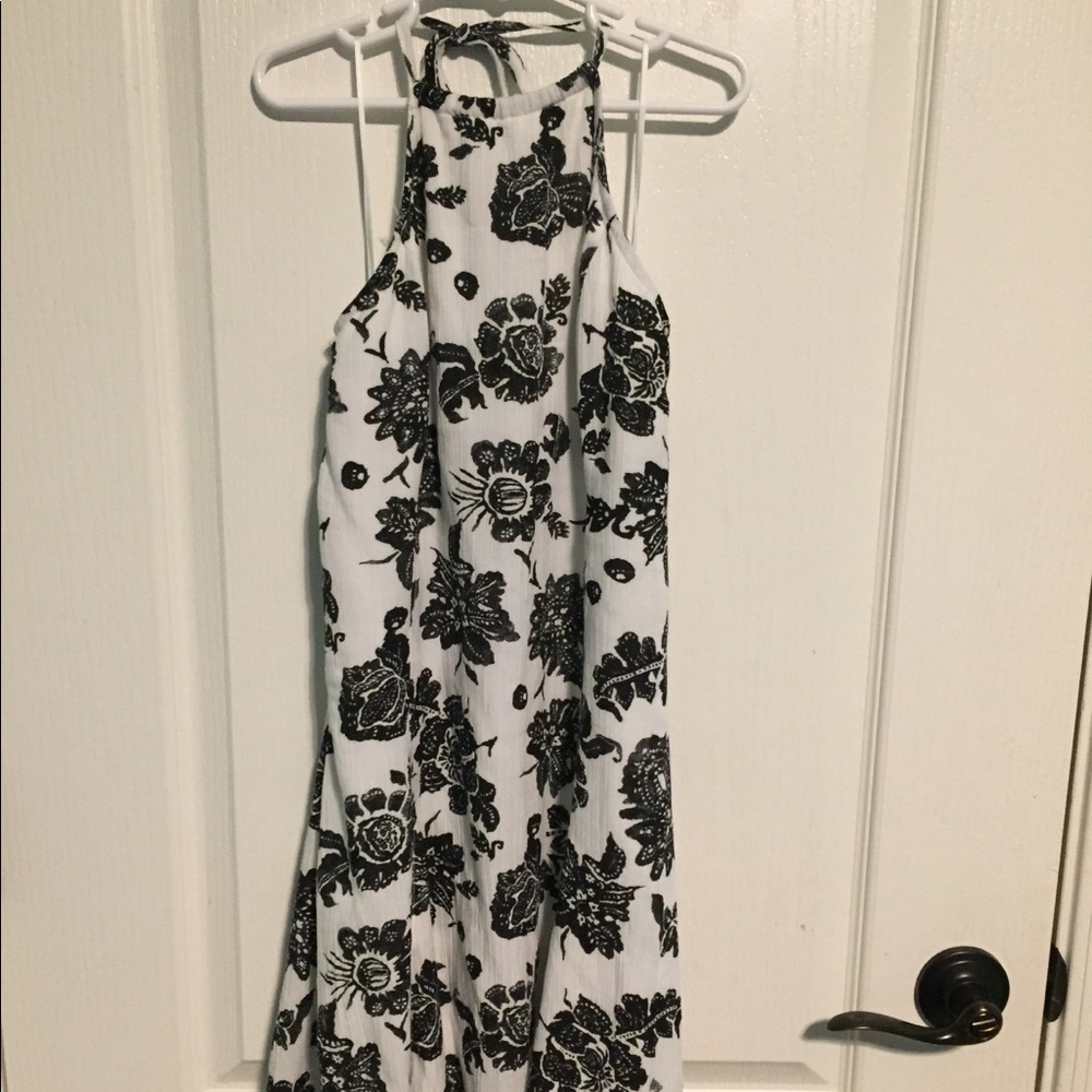 Kendall & Kylie halter dress